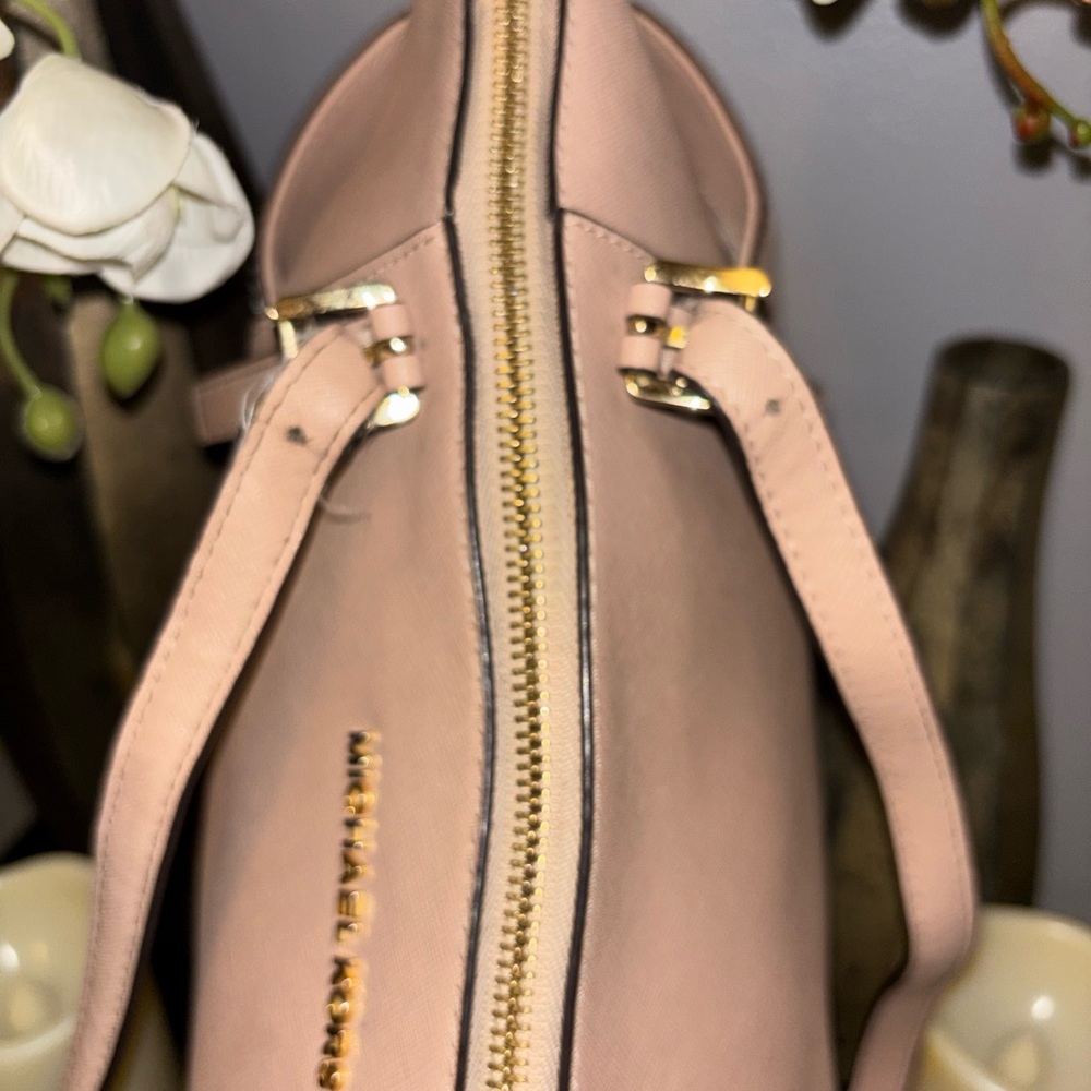 Michael Kors Blush Pink Tote - Picture 10 of 14